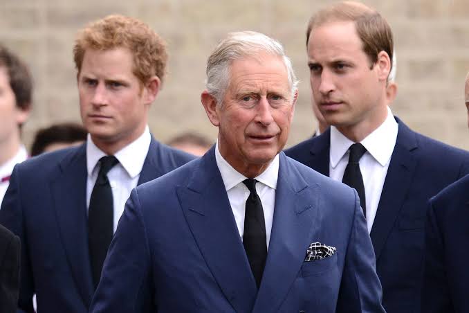 King Charles seeks meeting between William, Harry ahead of UK visit